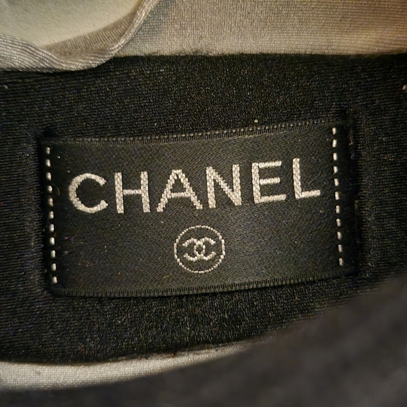 Chanel sneakers Sz 39 - Picture 7 of 16